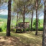 Villa Private With Extensive Gardens And Pool *