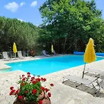 Private With Extensive Gardens And Pool Lisciano Niccone