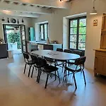 Private With Extensive Gardens And Pool Villa *