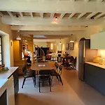 Private With Extensive Gardens And Pool Lisciano Niccone